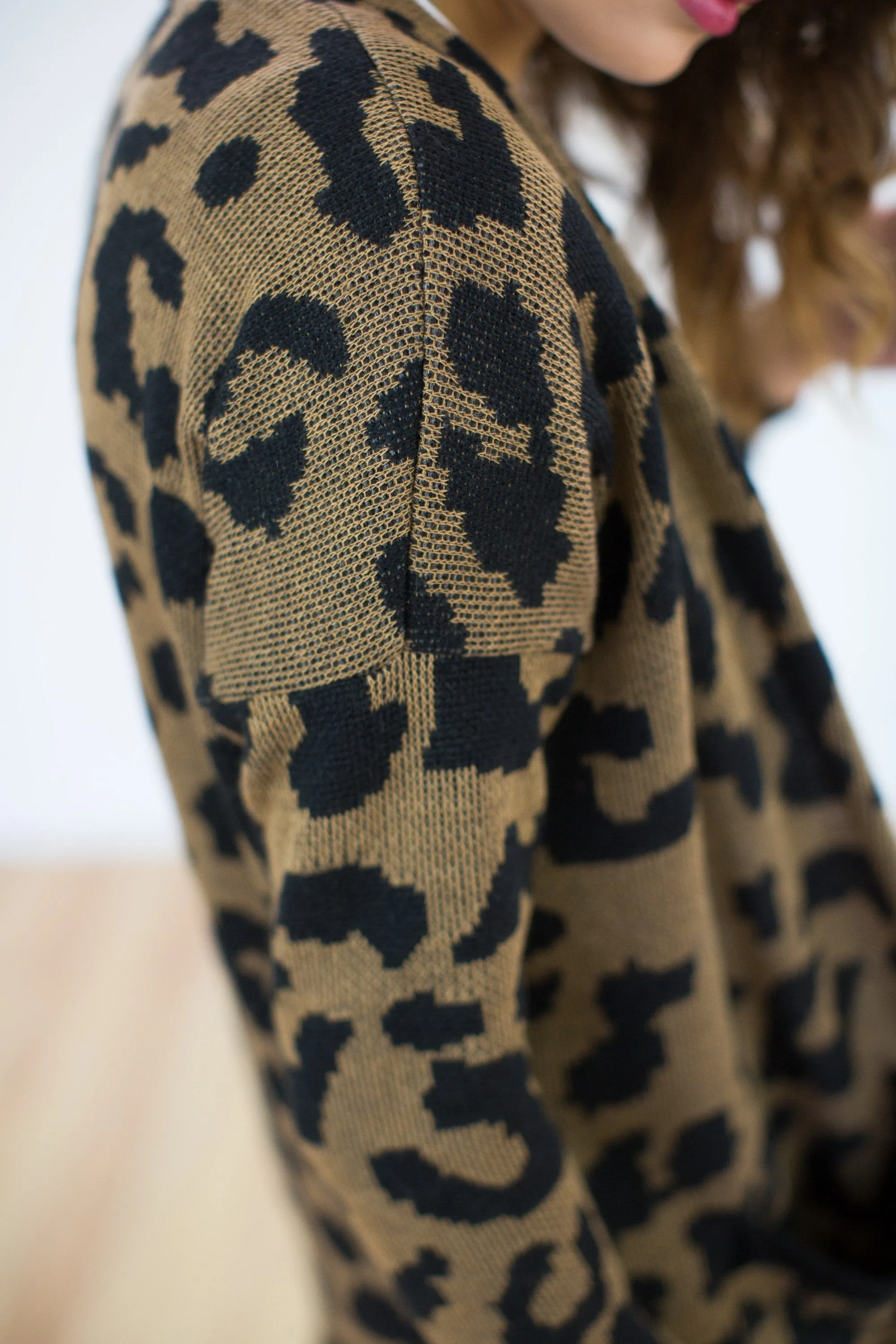 Cardigan Leo