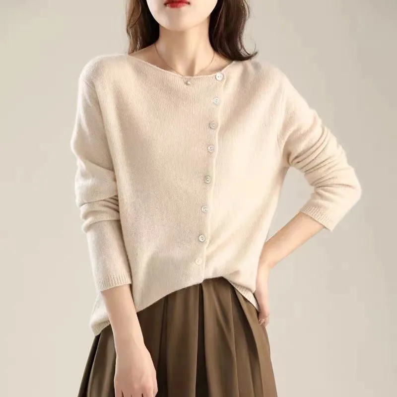 Classic Buttons Down Crew Neck Knitted Cardigan