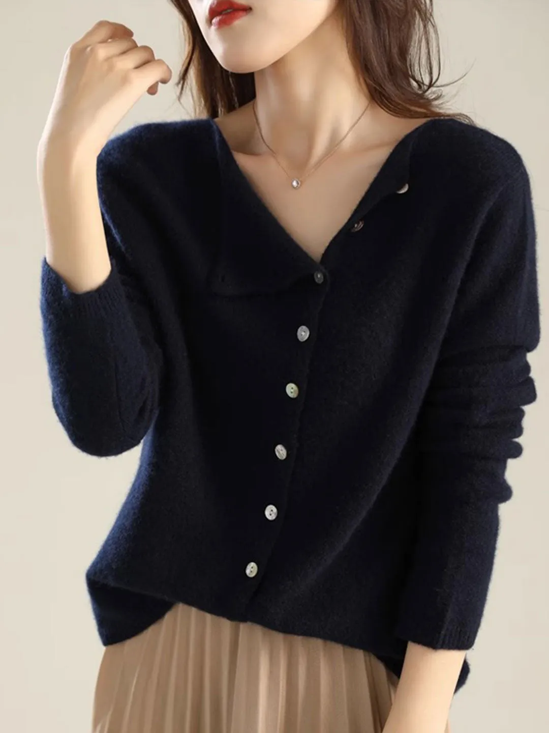 Classic Buttons Down Crew Neck Knitted Cardigan