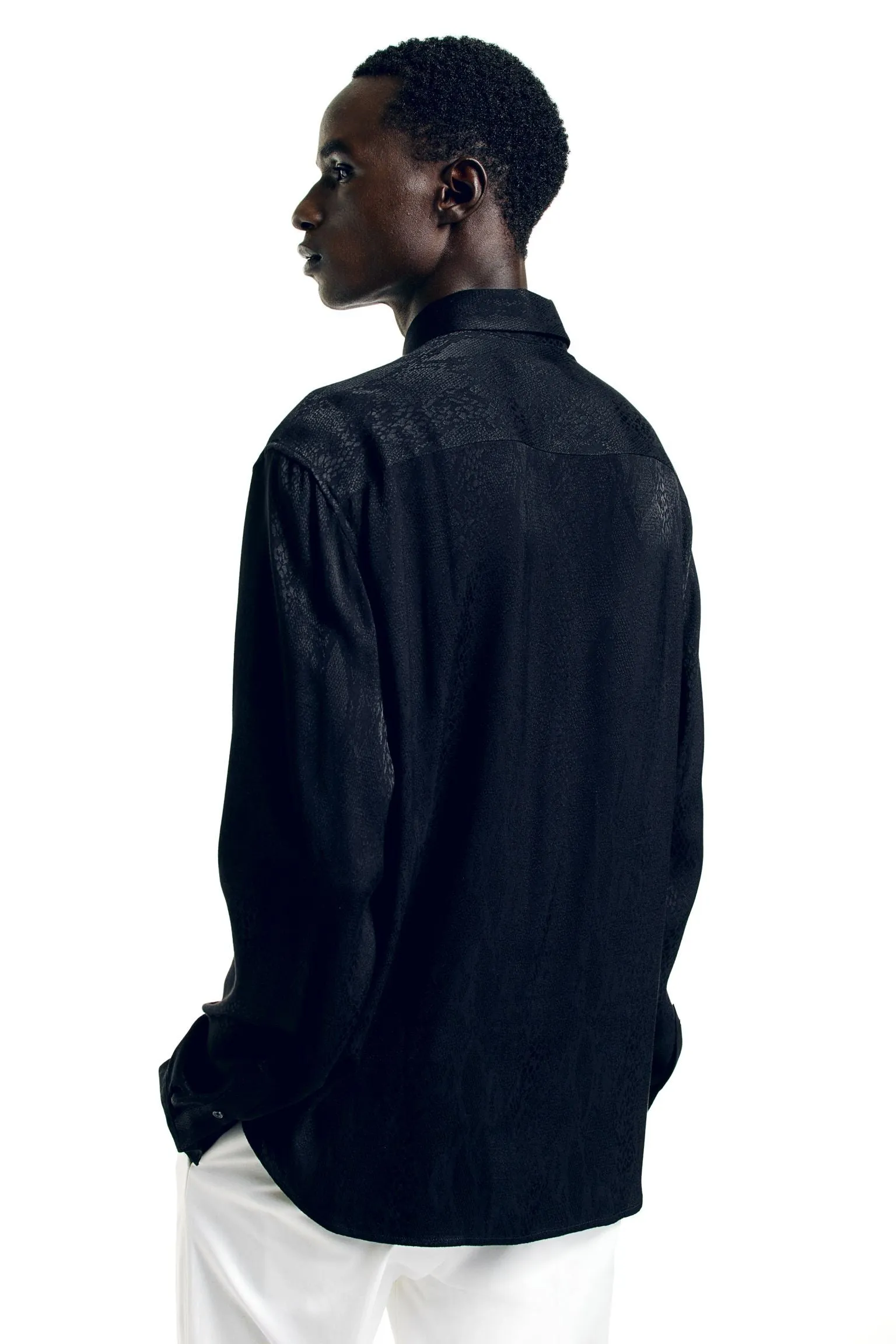 H&M Regular Fit Jacquard-weave shirt, black