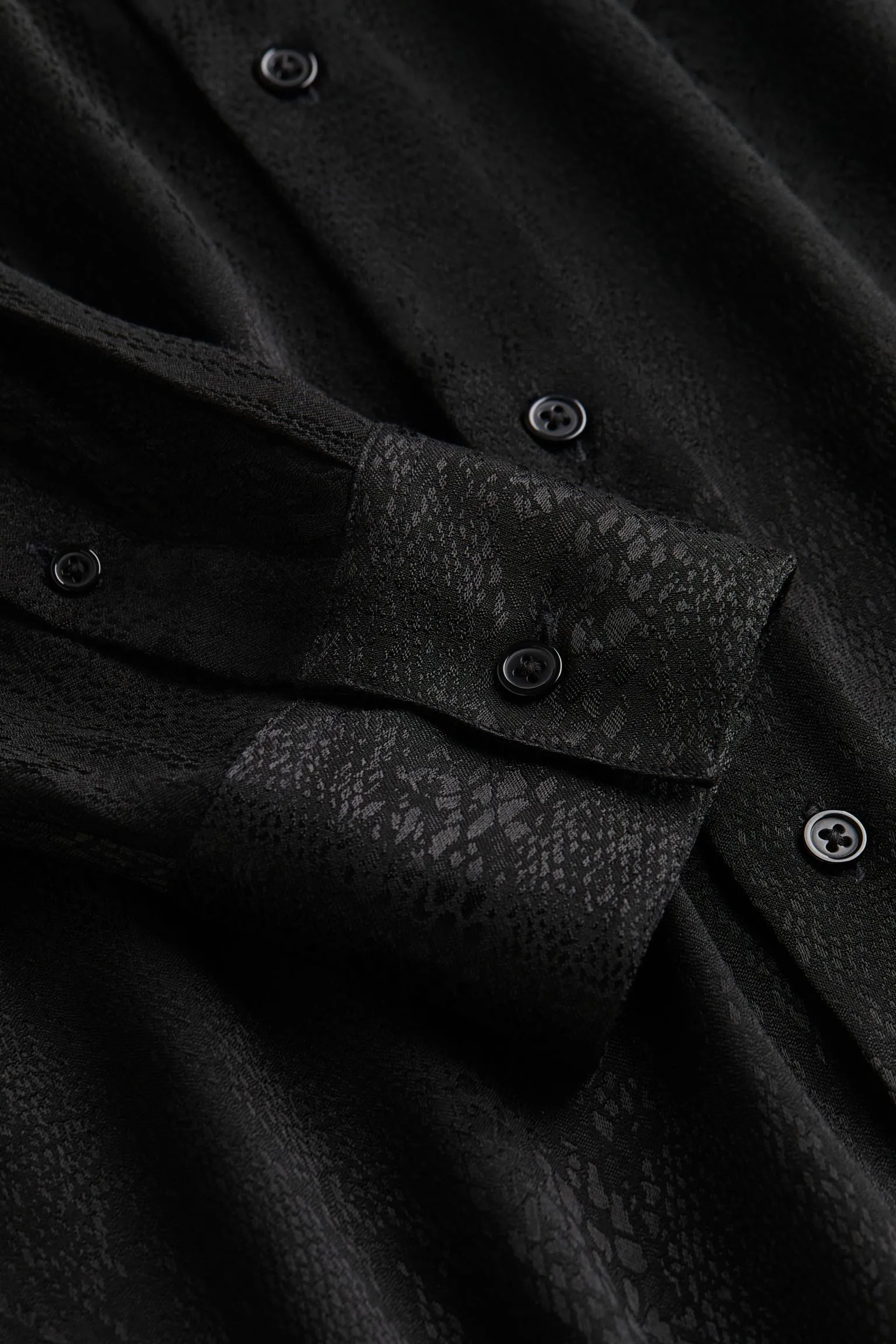 H&M Regular Fit Jacquard-weave shirt, black