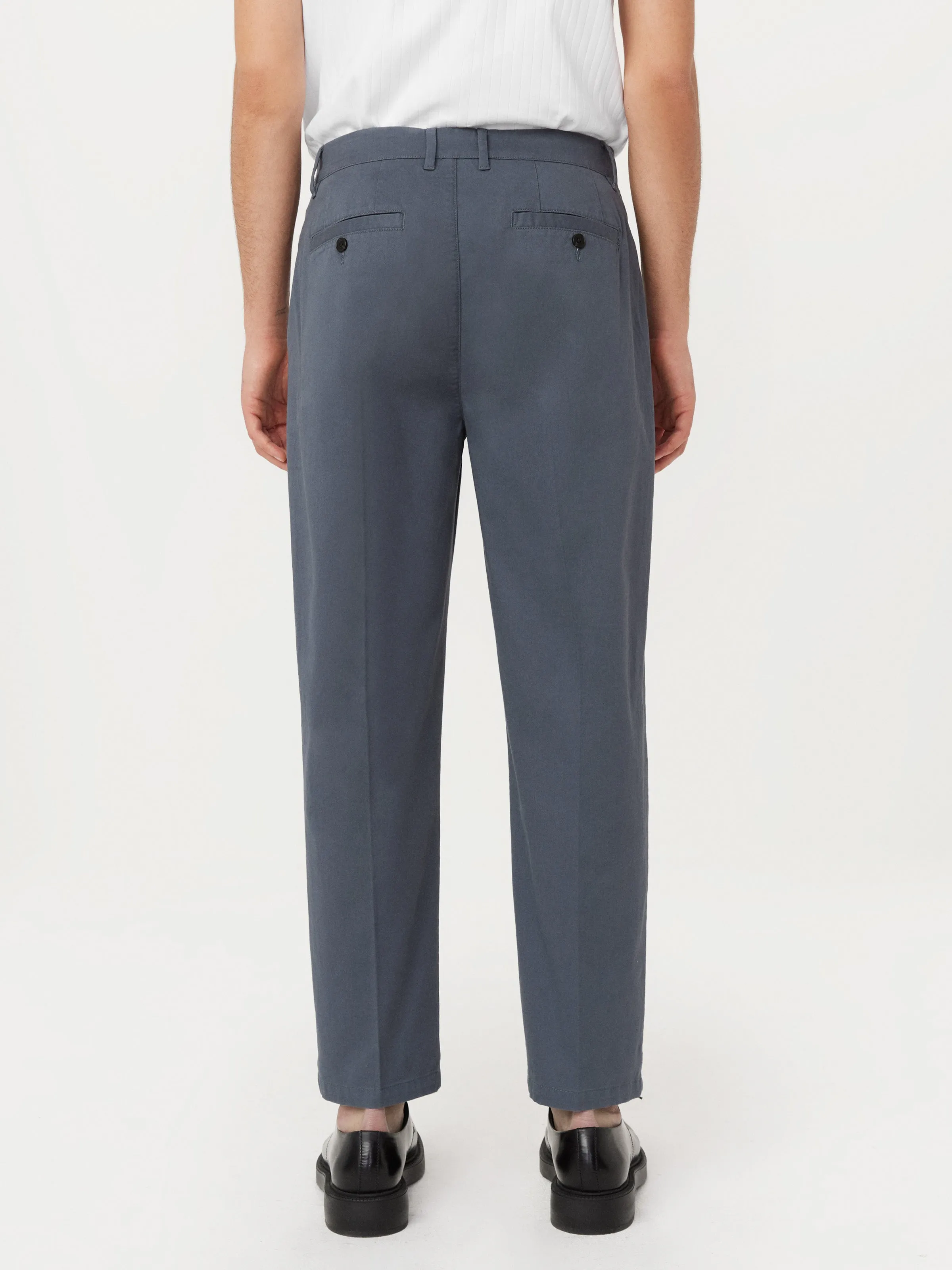The Jamie Pleated Chino Pant in Ash Blue