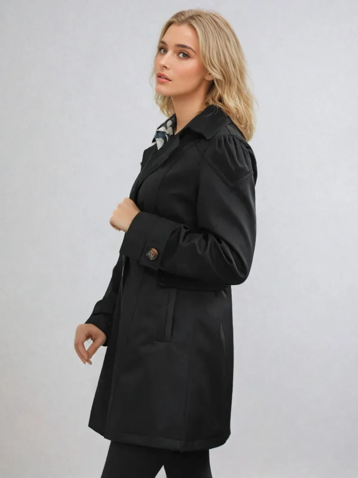 Women's Stylish Single-Breasted Windbreaker Trench Coat | Ideal for Autumn/Winter