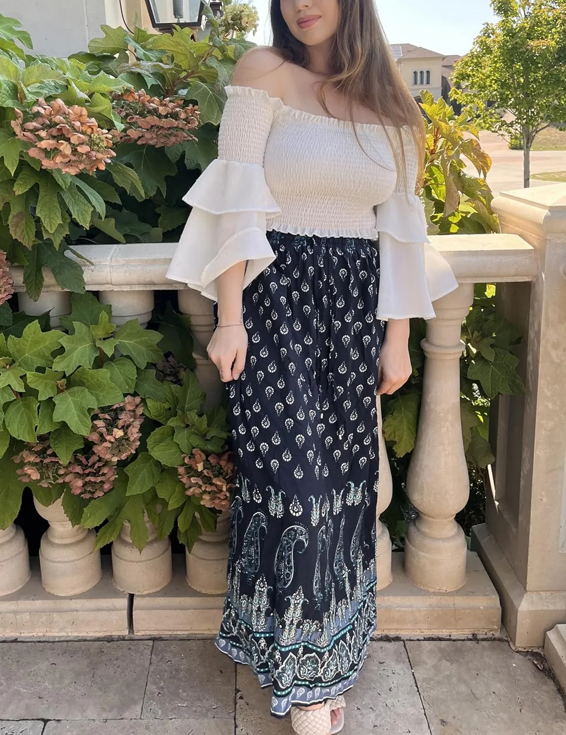 Zeagoo Women's 2024 Boho Floral Skirt Casual Elastic High Waist Maxi Skirts Flowy A Line Beach Long Skirt with Side Pockets